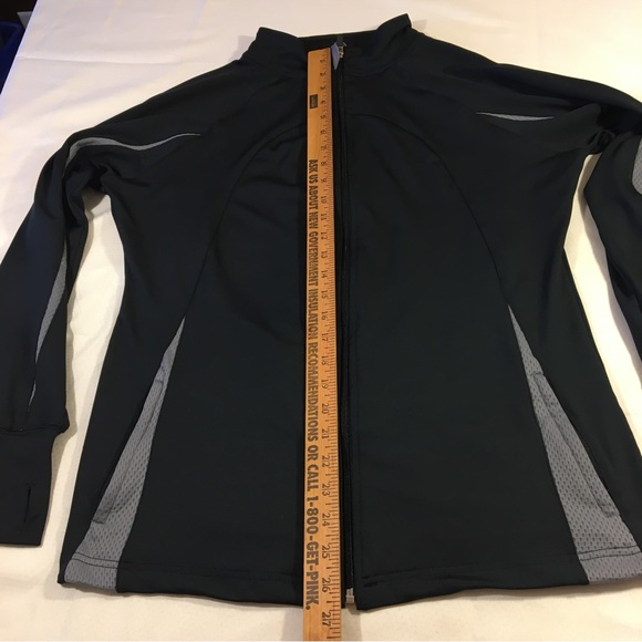 Woman’s size medium jogging top sweat suit top - Picture 2 of 9